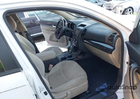 2013 Kia Sorento Lx z USA, uszkodzony, nr VIN 5XYKT4A64DG406938